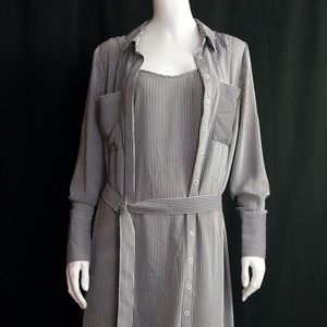 WHITE HOUSE BLACK MARKETSz. 8. Black/White Stripes